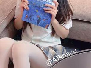 AT鲨这一组邻家姐姐合集，让我觉得自己也好像在做美梦。
