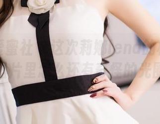 IMiss爱蜜社 – 这次莉娜lena的校园更新，图片里怎么还有奇怪的光圈？