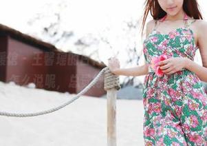 MyGirl美媛馆 – 王馨瑶的白衬衫在线，一种轻松自在的综合体，怎么说呢，总觉得那衣领下藏了什么。