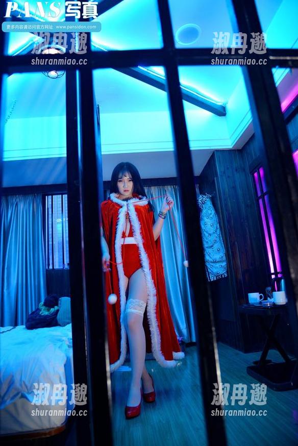 PANS写真 - Mickey的浴室美图，完全是跟镜子“打招呼”呢
