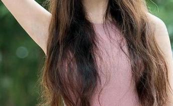 TuiGirl推女郎 – 这组纯小希的圣诞最新照片，让人半晌找不到合适的评论词，都给她惊艳到了！