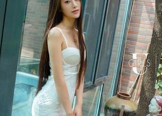 UGirls尤果网 – 看徐梓伊的图库，肉丝这个名字也够大胆的，来“欣赏”一下吧！