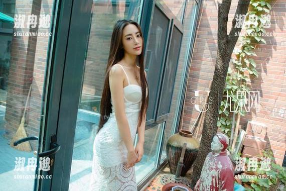 UGirls尤果网 - 看徐梓伊的图库,肉丝这个名字也够大胆的,来“欣赏”一下吧! UGirls尤果网 - 看徐梓伊的图库,肉丝这个名字也够大胆的,来“欣赏”一下吧!