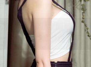 UGirls尤果网 – 图集里的杨乔之，穿着袜子吗，这点真没说清楚。