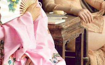 UGirls尤果网 – 私拍+比基尼=谭晓彤的图包，这算什么组合呢？