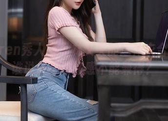 Xiuren秀人网 – 林文文的连体衣合集：谁说舒适和性感不能兼得？