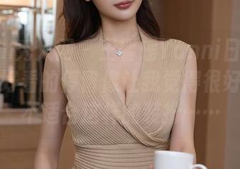 Xiuren秀人网 – 王馨瑶Yanni日常合集：这种好看的停留像让我觉得很好奇我适不适合这样的装扮……