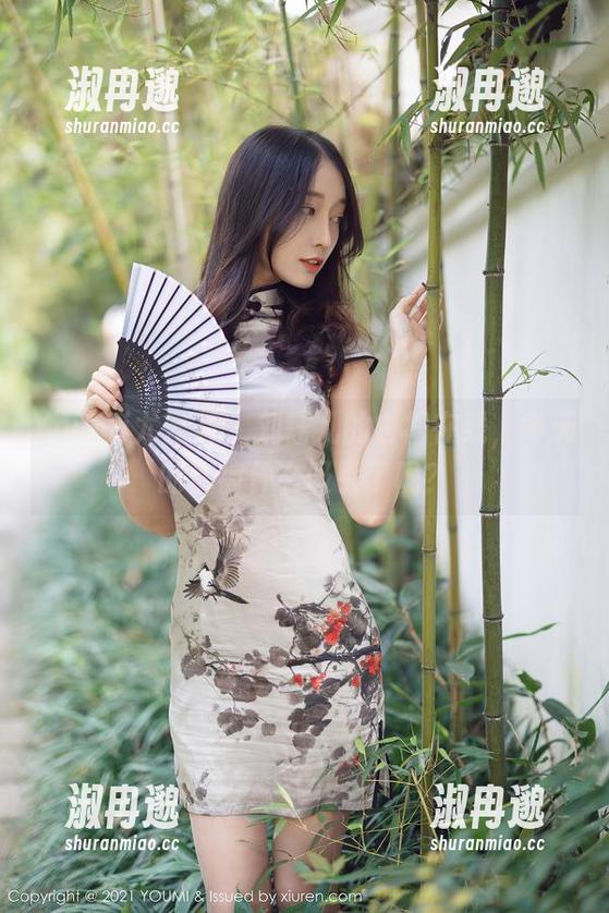 YouMi尤蜜荟 - 刘钰儿的白裙在线，今天的你被什么吸引了呢？