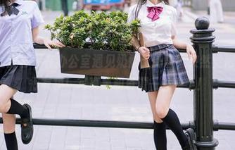 YouMi尤蜜荟 – 在办公室遇见奶瓶土肥圆，突然觉得上班也能很有模！写真集和资源一并奉上！
