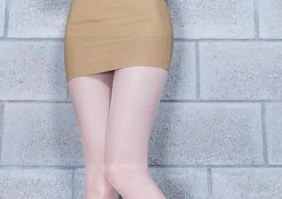 beautyleg – 教室里的Jennifer看书，那种认真加上不小心流露出的可爱气质——原图值得一看！
