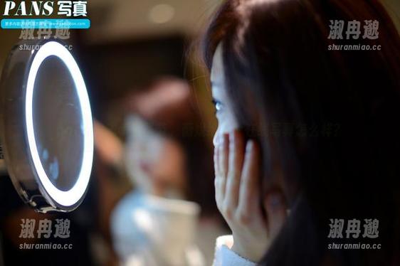 pans - 本季万圣节，薇妮给你个在线写真怎么样？