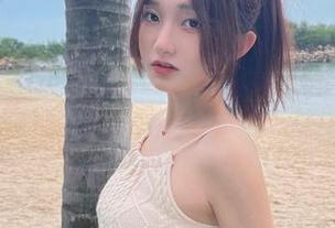 福利狂欢日，roroki骷髅姬在白丝中迷失了自我？
