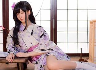 泳池与一小央泽的约会，全套写真，悠然自得，光影如歌。