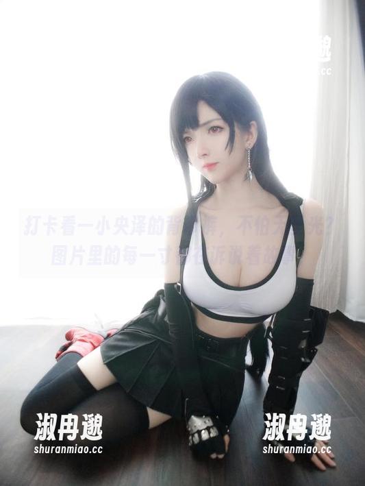 打卡看一小央泽的背带裤，不怕无圣光？图片里的每一寸都在诉说着故事！
