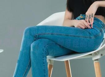 丽柜 – 凌凌的和服写真：看完不小心想去穿和服，算不算一种奇怪的诱惑？