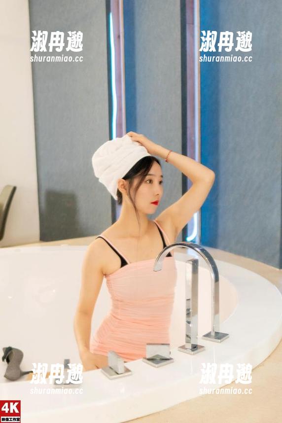 丽柜 - 毛衣在黄芬身上还能有什么新花样?快来翻翻她的免费图册! 丽柜 - 毛衣在黄芬身上还能有什么新花样?快来翻翻她的免费图册!