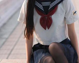 高清图片里的五更百鬼，谁说水手服只适合航海？