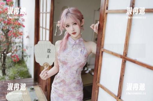 透明之下，仙女月的私拍：小仙女也有不为人知的困扰