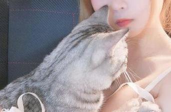 生日？礼物？不，一场依依超级懒的写真cos疯玩各类角色吧！