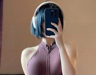 微密圈 – 写真系列：不止红裙，俏妞qiaoniuTT是否还有别的杀手锏？全集一下！