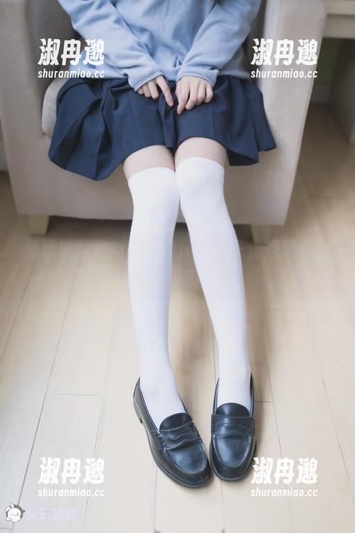 兔玩映画更新的黑白旗袍双子，居然有种奇怪的和谐感