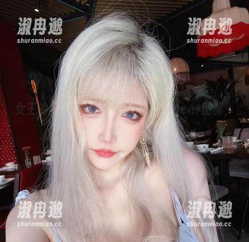 女王的凌驾于混沌之中：啾小妍Deer图集，免费槽点满满，随便挑！