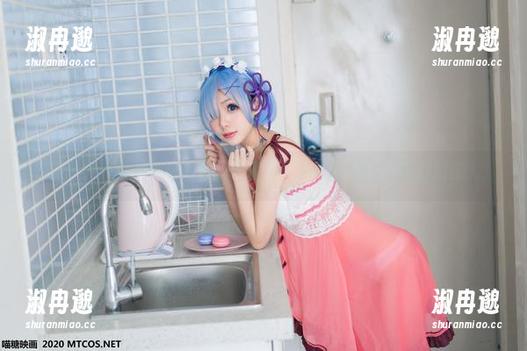 下载这组喵糖映画出的杨玉环写真，保证让你的屏保更加迷人。