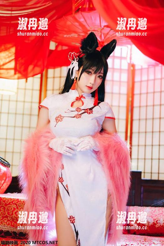在喵糖映画的舞台少女合集里每张照片都是一个小插曲！