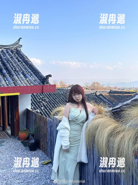 宝儿mysterial的比基尼作品,随便一摆就是夏季的神仙气息。 宝儿mysterial的比基尼作品,随便一摆就是夏季的神仙气息。