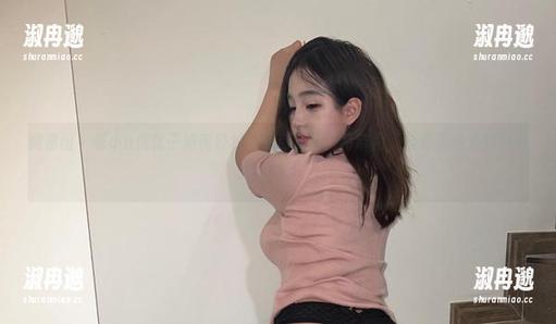 微密圈 - 看小u优优子如何轻松驾驭那粉色的吊带裙,丝毫无圣光的美图才最真实。 微密圈 - 看小u优优子如何轻松驾驭那粉色的吊带裙,丝毫无圣光的美图才最真实。