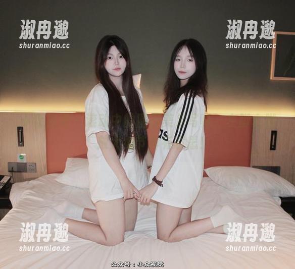 小众视觉 - 滚动中的圆圆美足写真，左脚右脚，放大细节真有意思！