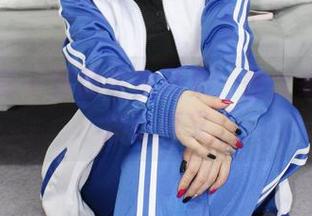 小众视觉 – 蓉蓉私房图集：替大家寻找自拍的真义