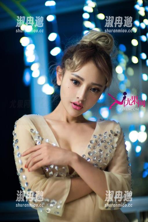 尤果网 - 图库中的尤菲儿,裤里丝是不是设计给你看的? 尤果网 - 图库中的尤菲儿,裤里丝是不是设计给你看的?