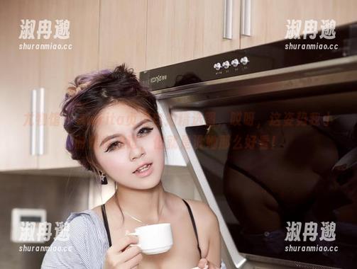 尤物馆 - Amrita贞贞自拍精选图，哎呀，这姿势我小时候也拍过，但就是没她那么好看！