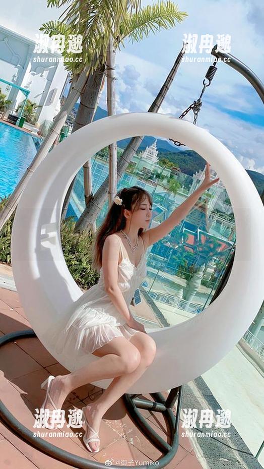 嘴上忙着防护，心里想着流行！御子Yumiko的口罩写真图包学问多！
