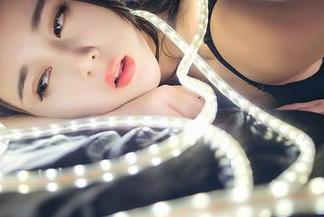 推女神 – 偶尔想起，玉兔miki的“长腿全套”，“下载”后，腿似乎会说话？