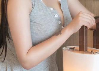 推女神 – 惊艳！王乔恩Abby女仆系列的最新作，不知道情绪是如何把我拉进去的