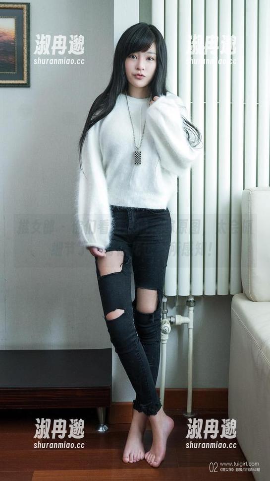 推女郎 - 你们看谭冰的花嫁原图，太会抓细节了，好像花也有所感知！