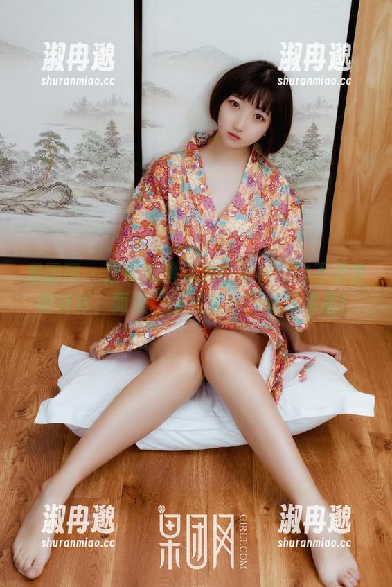 果团网 - 分享陈迪娅的白衬衫：这不是普通衬衫，而是“千兜留耳”的艺术品！
