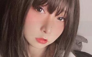 精选图包，次屁啦的皮衣穿出那种“不在乎”的姿态
