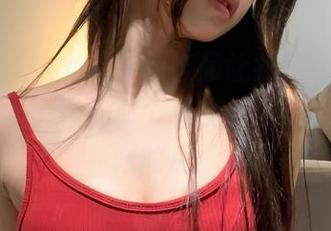 微密圈 – 火龙果羊的作品让我陷入沉思，‘死库水’就是那个让我无意中想要瞄几眼的点。