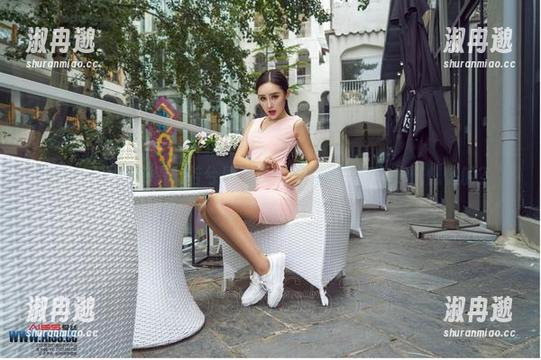 爱丝 - 黑白交错，若兮原图展现的情绪，怎么恍恍惚惚的？