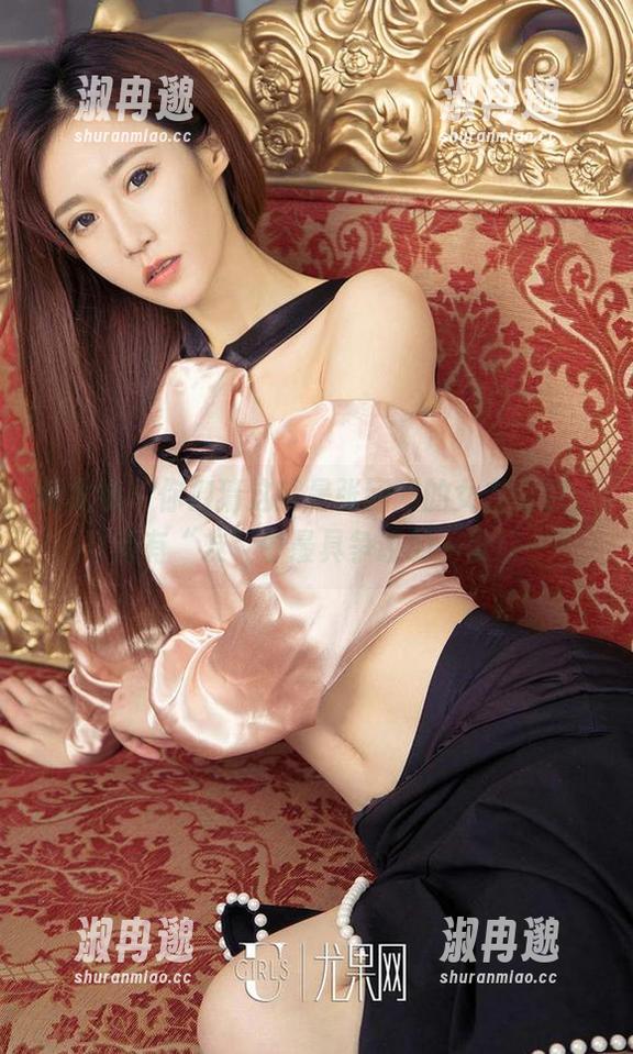 爱尤物 - 你们猜这就是张团团的女友图包，所有“友”中最具争议的一份！