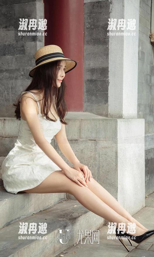 爱尤物 - 女神收割机：陈怡曼的私房写真，毁灭你我心中的‘平平无奇’！