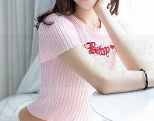 爱蜜社 – 夏笑笑Summer的和服：在这组写真里，她对我抛了个媚眼