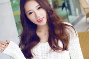 爱蜜社 – 无意间翻到黄乐然的少女套图，真想把青春牢牢记下来。