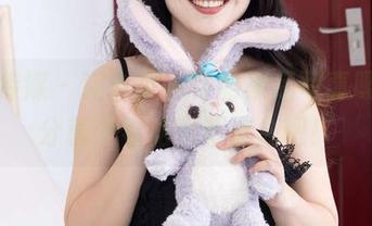 物恋传媒 – 完全被小谷的裸足写真吸引，分享个看法也不过分吧！