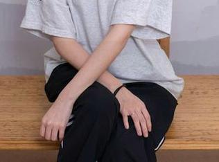 甜予摄影 – 齐齐：我的脏白棉袜全集，抗拒不了的“脏”美学。