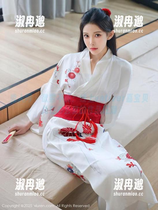 秀人网 - 欲罢不能：线上vetiver嘉宝贝儿在办公室的作品狂潮