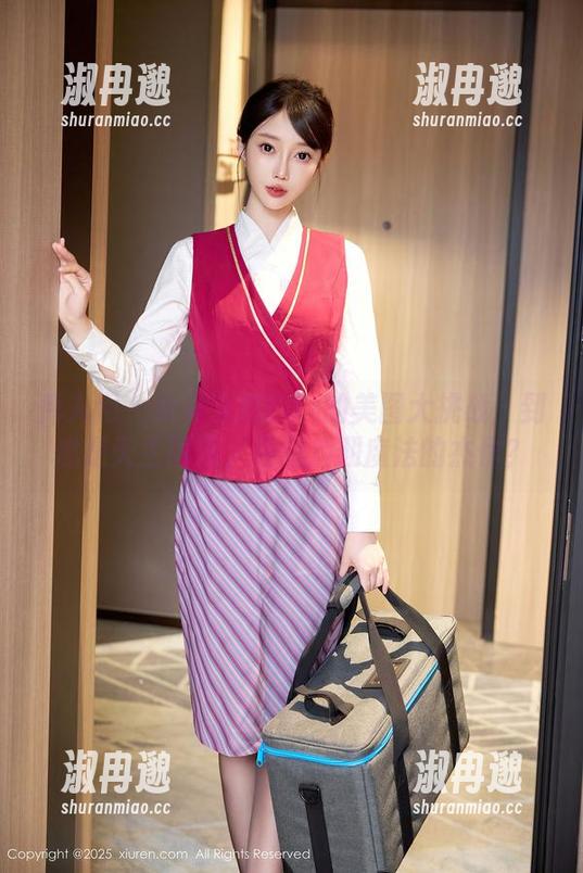 秀人网 - 女神奈奈Fox的美图大挑战：到底是天生丽质，还是后期魔法的杰作？